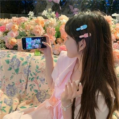 这个女配有点甜